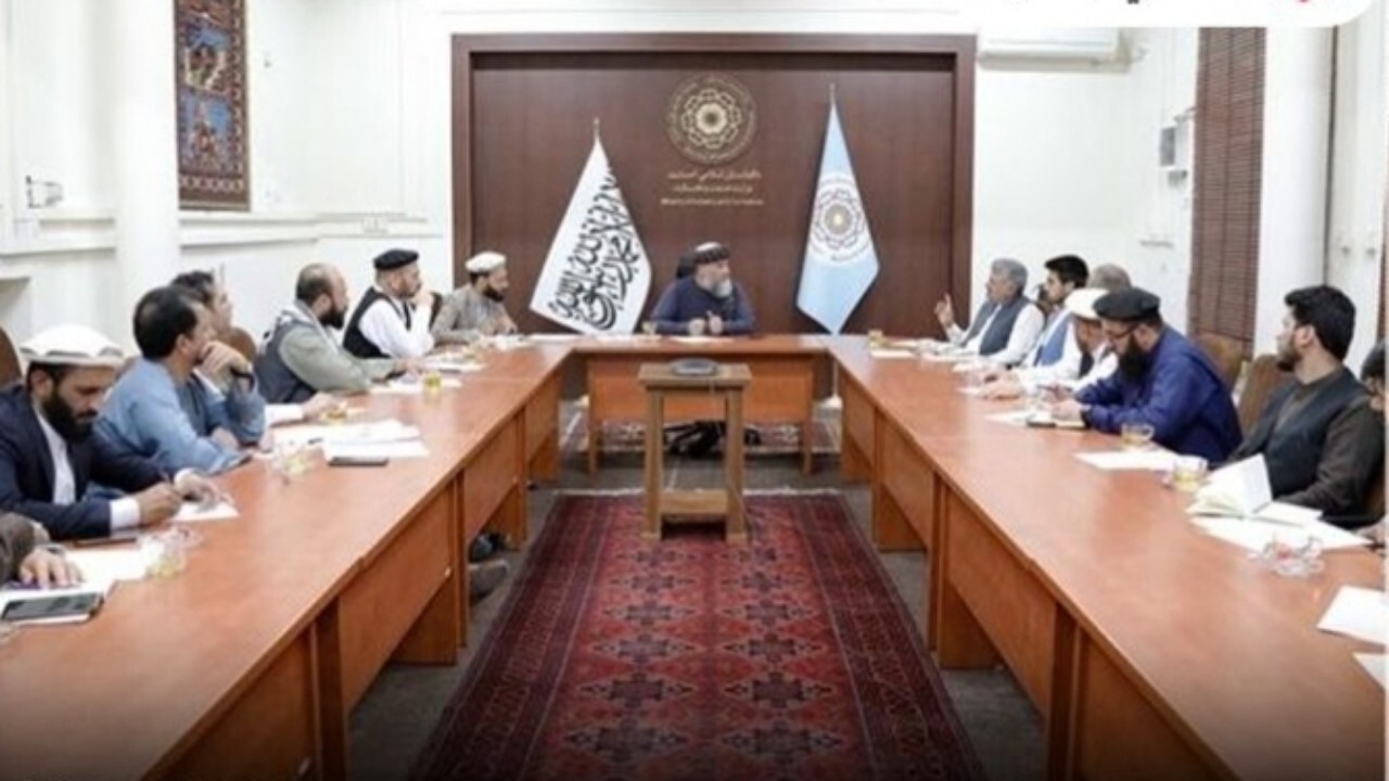 کاغذپرانی در وزارت  صنعت و تجارت از بین رفته است