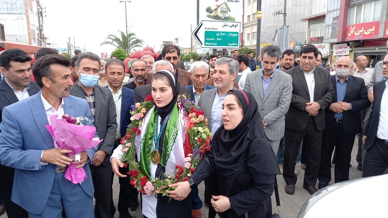 استقبال باشکوه بهنمیری‌ها از قهرمان تکواندو المپیک برزیل + فیلم