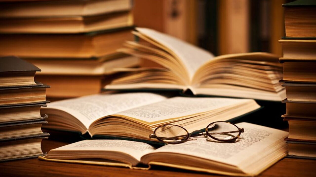 نقش کتاب در شخصیت افراد چیست؟ + فیلم