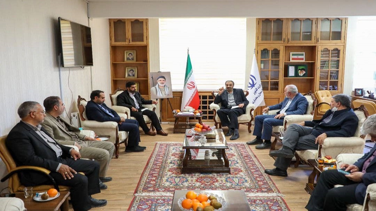 کلنگ‌زنی ایستگاه راه‌آهن مبارکه به شهرکرد به‌زودی