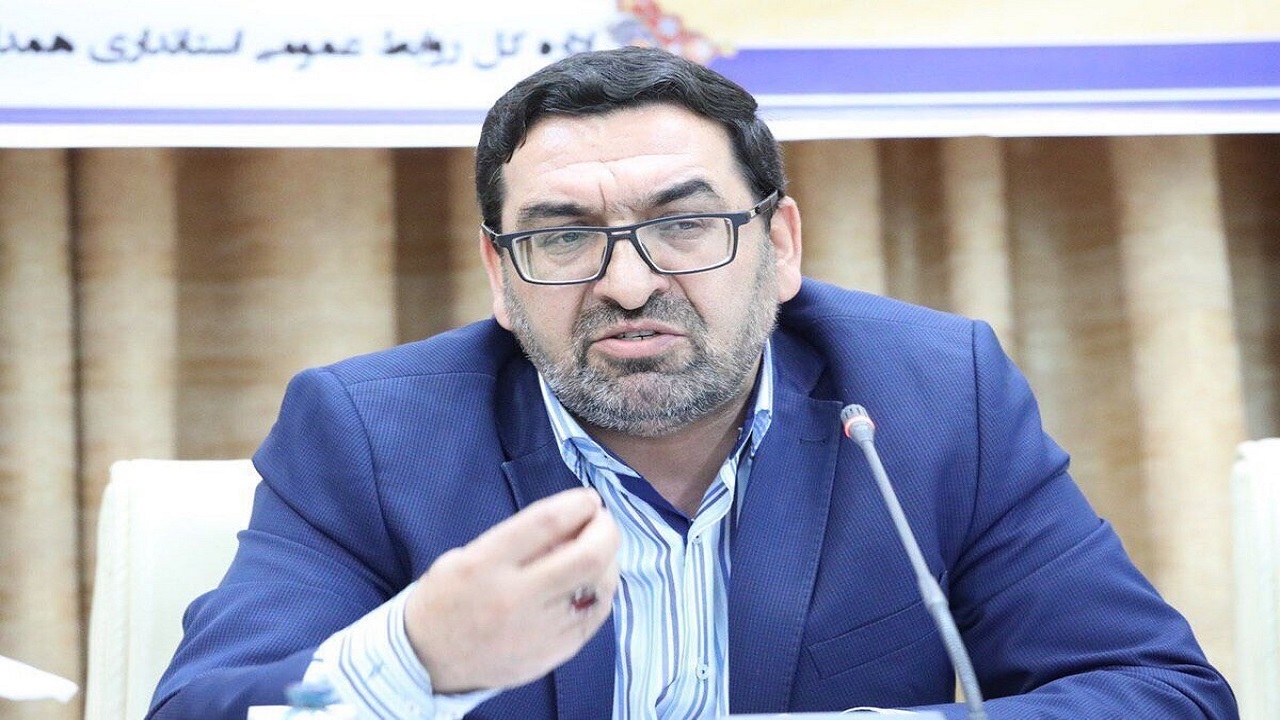 کالا‌های اساسی به اندازه کافی در همدان وجود دارد