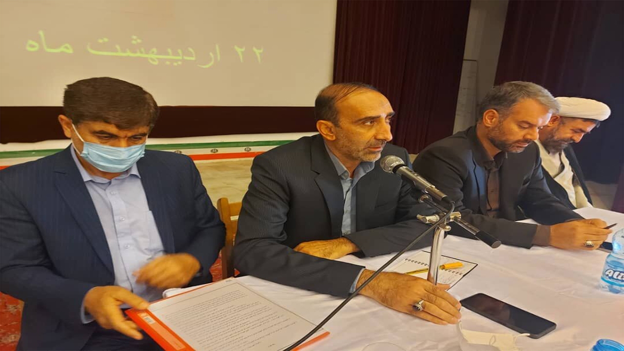 خاک این سرزمین و آبادی و خرابی مملکت متعلق به همه ماست