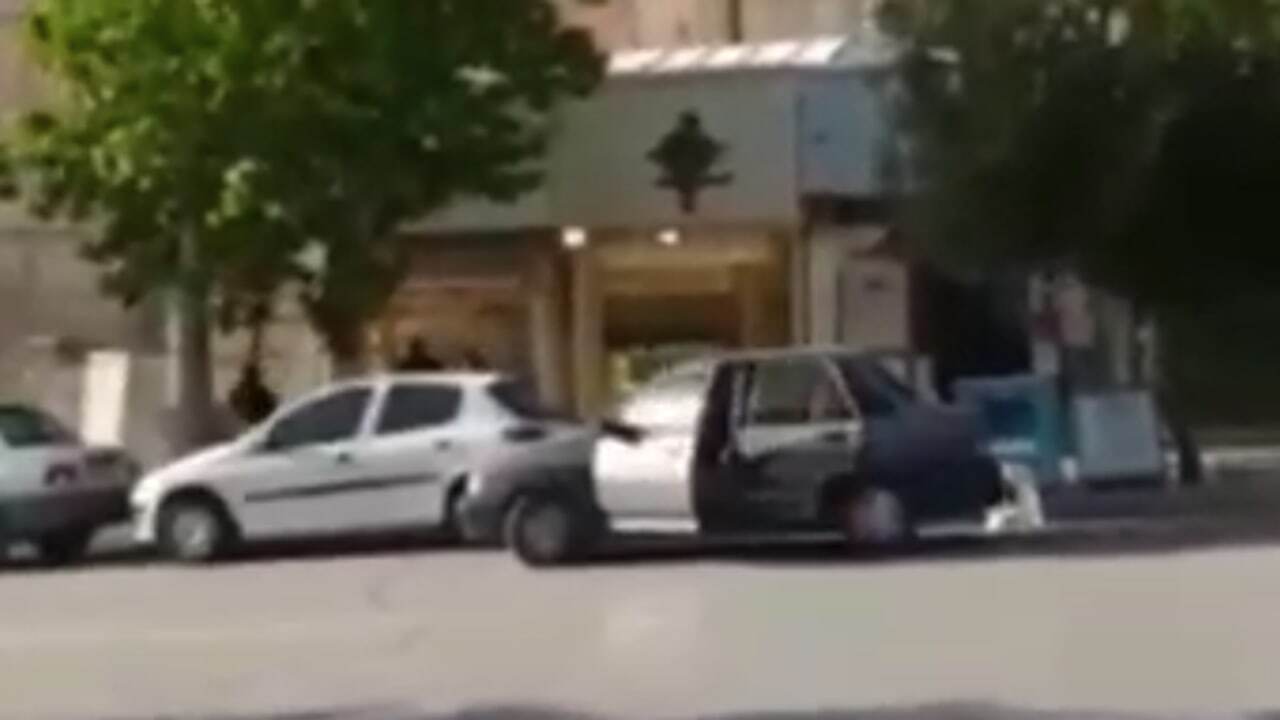 لحظه فرار سارقان طلافروشی در ایلام + فیلم