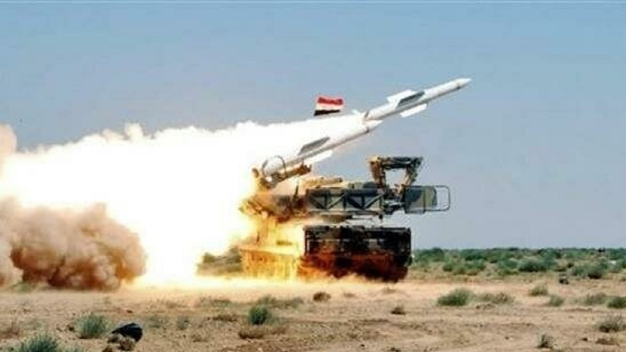مقابله پدافند هوایی سوریه با اهداف متخاصم در مصیاف