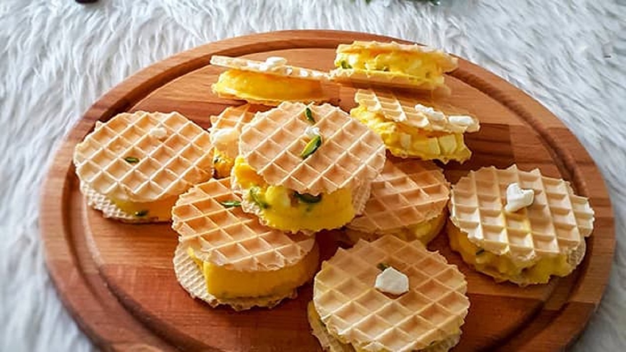 طرز تهیه بستنی سنتی بدون ثعلب + فیلم