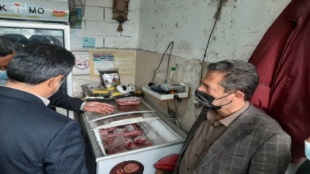 کشف ۱۰۰ کیلوگرم مرغ فاسد در سیمرغ