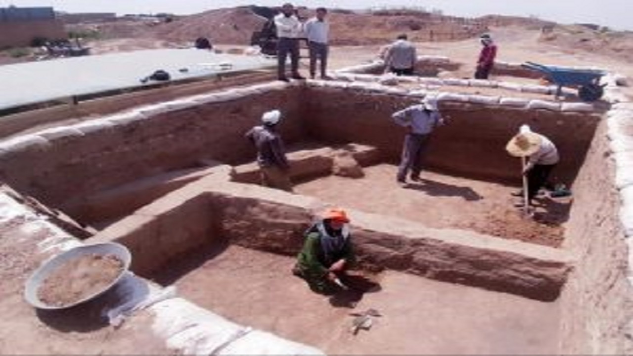 آغاز فصل دیگری از کاوش‌های باستان‌شناسی در محوطه خله‌کوه تاکستان