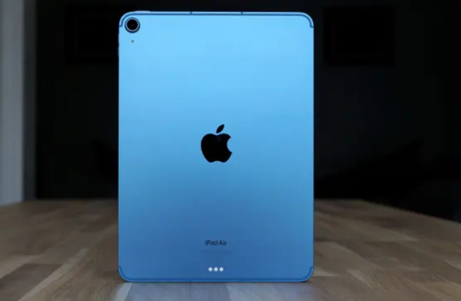 iPad Air (fifth generation)