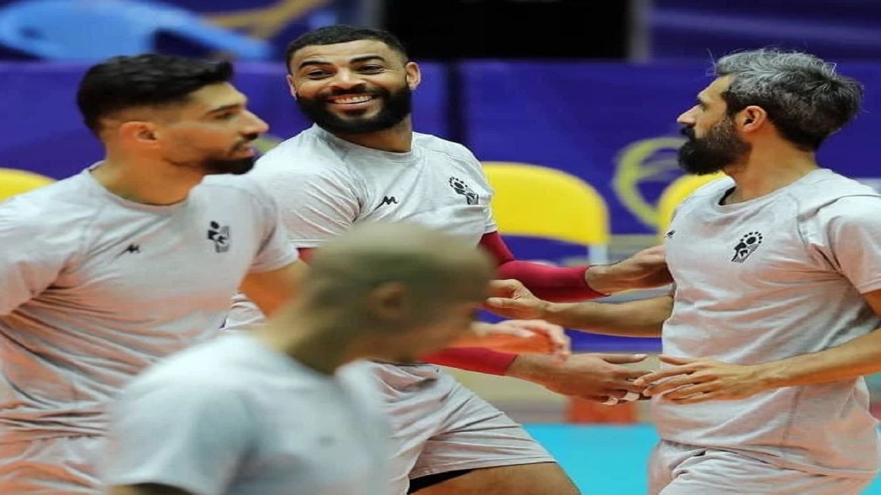 تیم والیبال پیکان، از سد عراق گذشت
