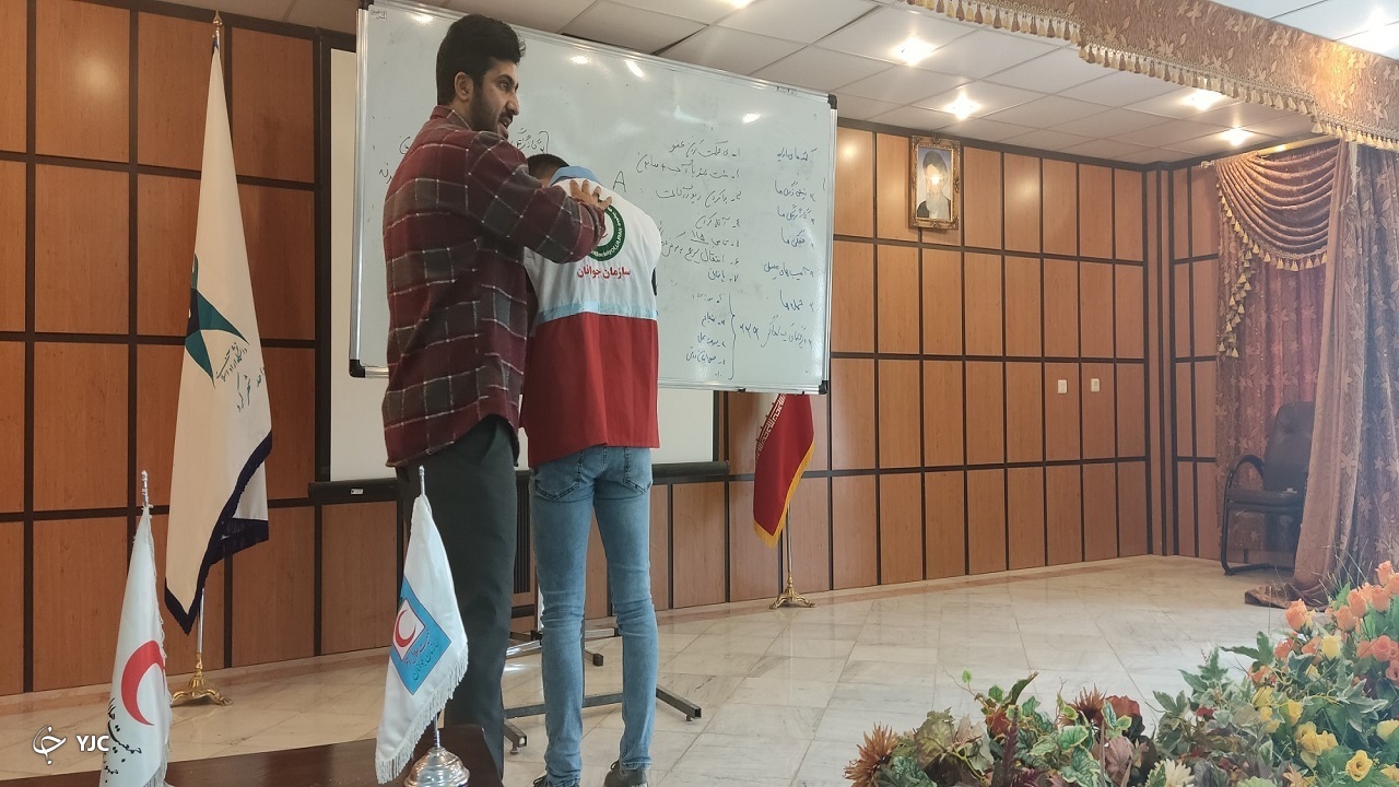 زنگ آموزش کمک‌های اولیه در دانشگاه آزاد اسلامی شهرکرد نواخته شد