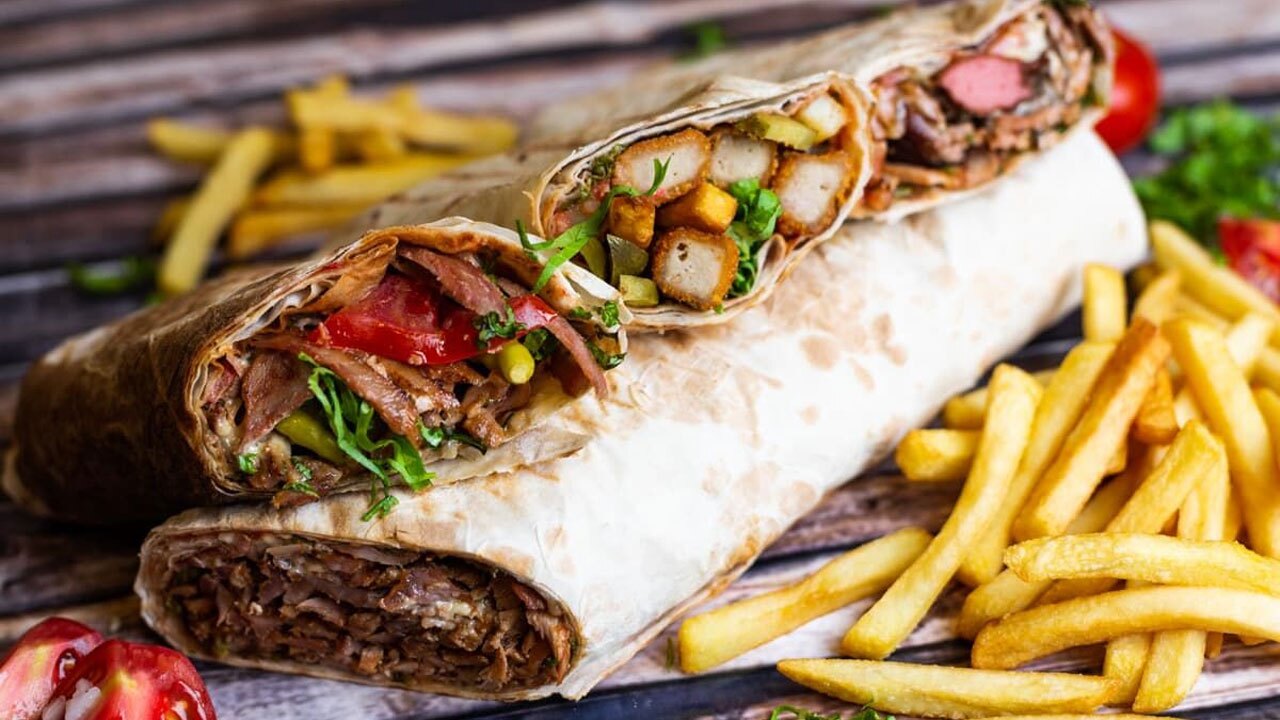 روش تهیه ساندویچ مرغ لبنانی + فیلم