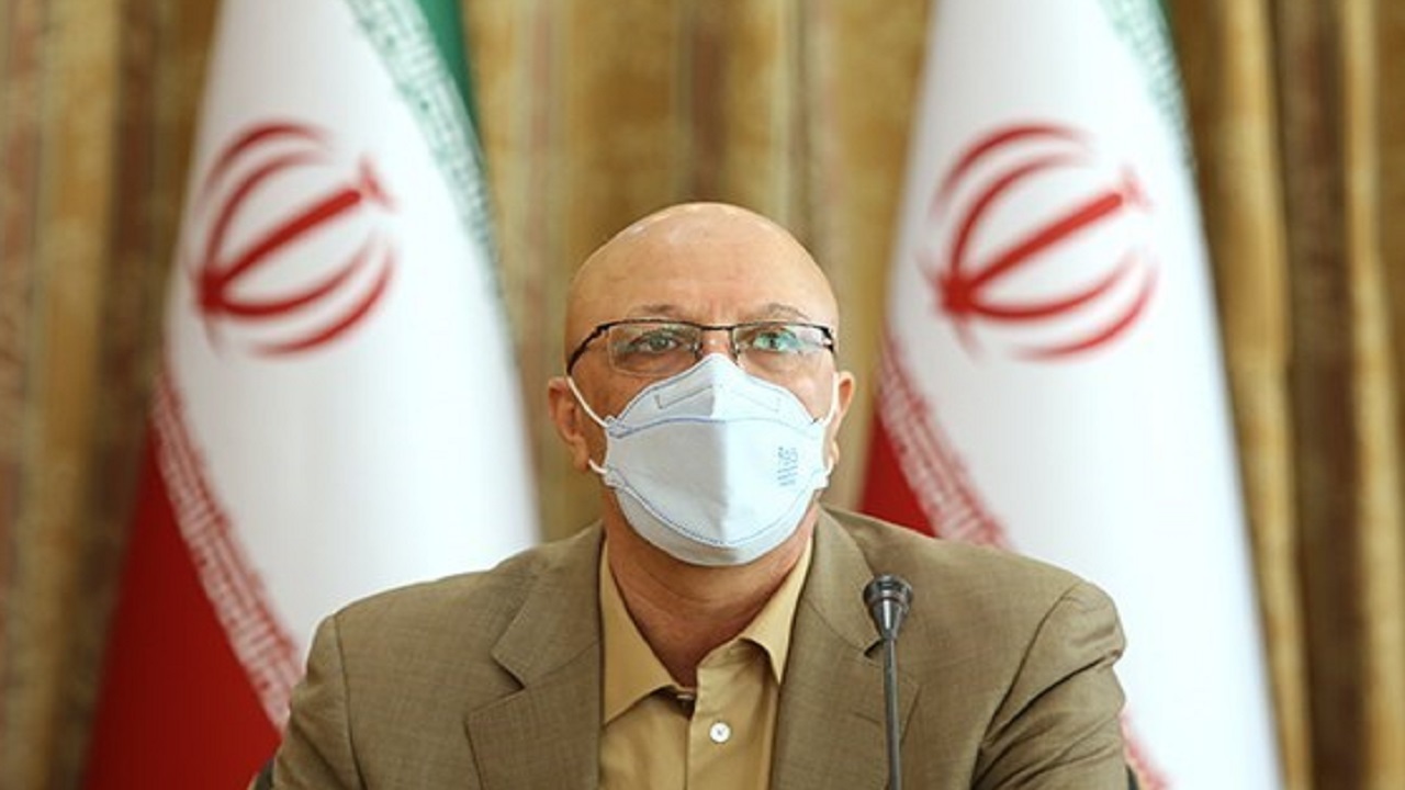 امیدوارم روزی دیوارهای تمام دانشگاه‌ها برداشته شود