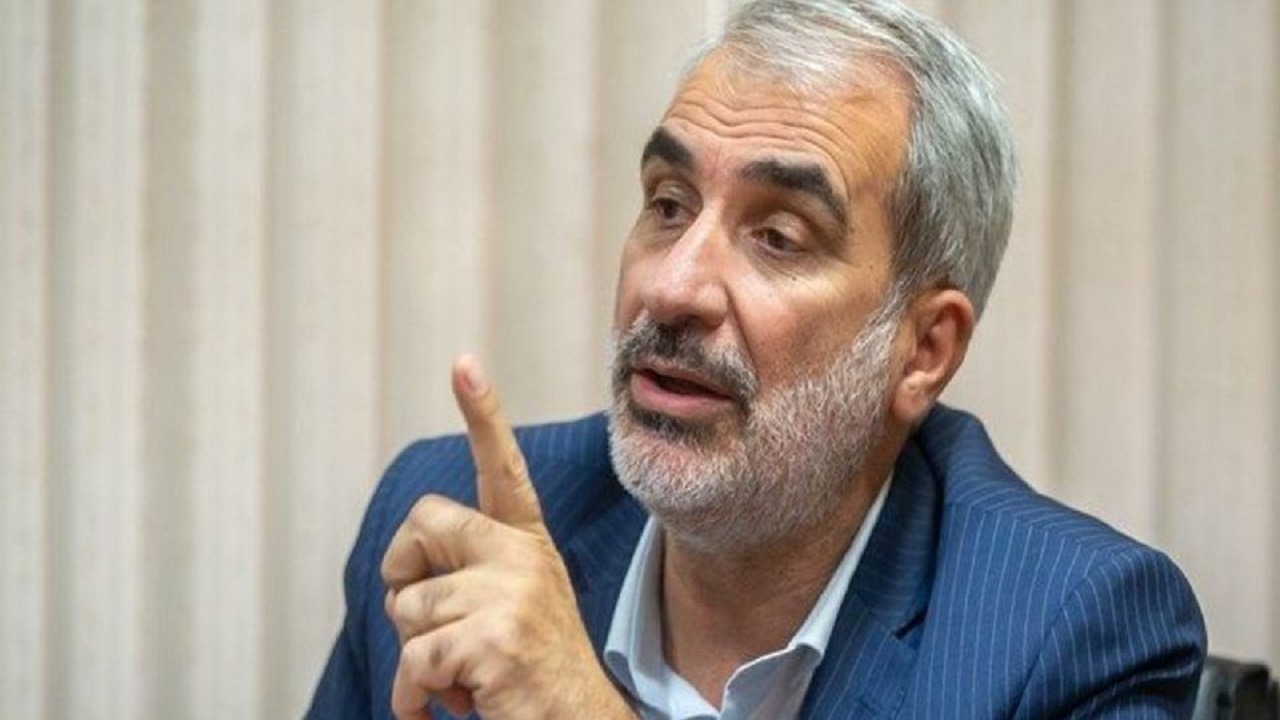 دانش آموزان ما باید با فرهنگ ایثار و شهادت آشنا شوند