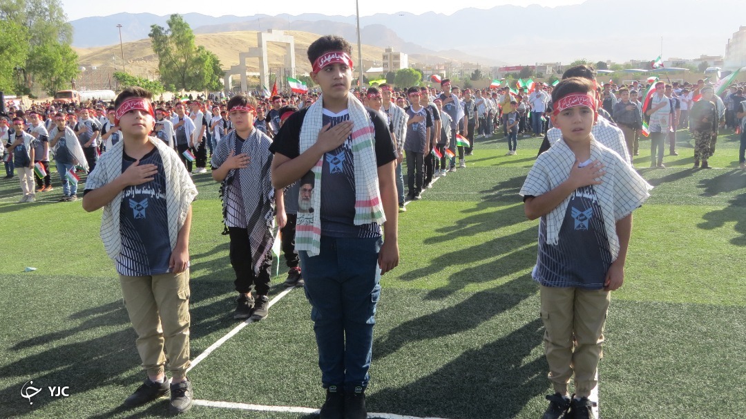 برگزاری سرود سلام فرمانده 