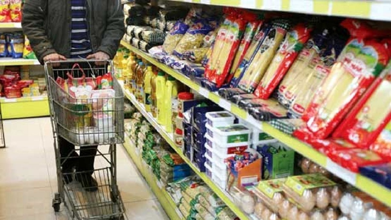 وضع کالا‌های اساسی در استان مرکزی خوب است