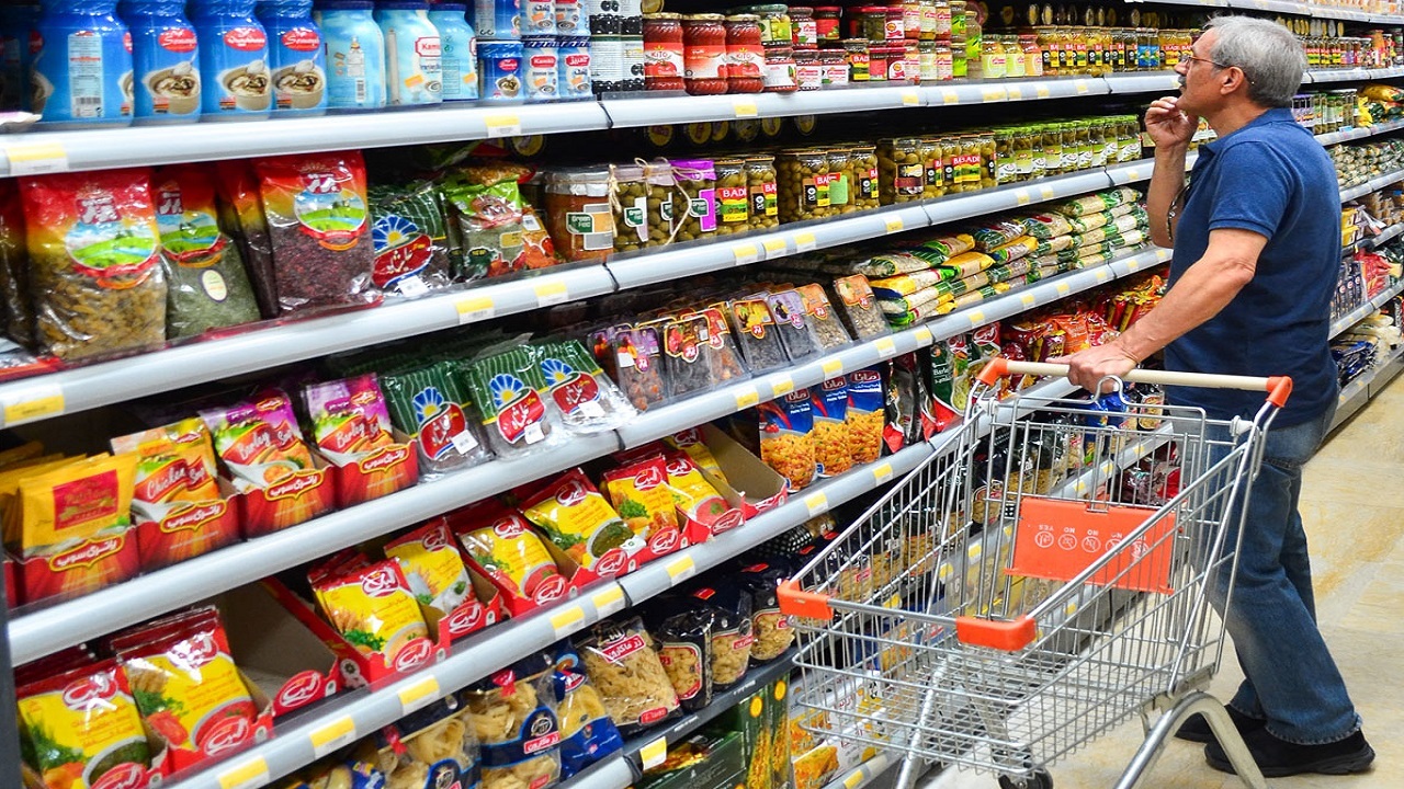 تمام کالاها با قیمت جدید در فروشگاه‌ها توزیع می‌شود
