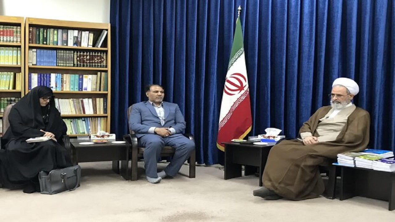 برخورد با نهاد ورزش نباید منفعالانه و منحرفانه باشد