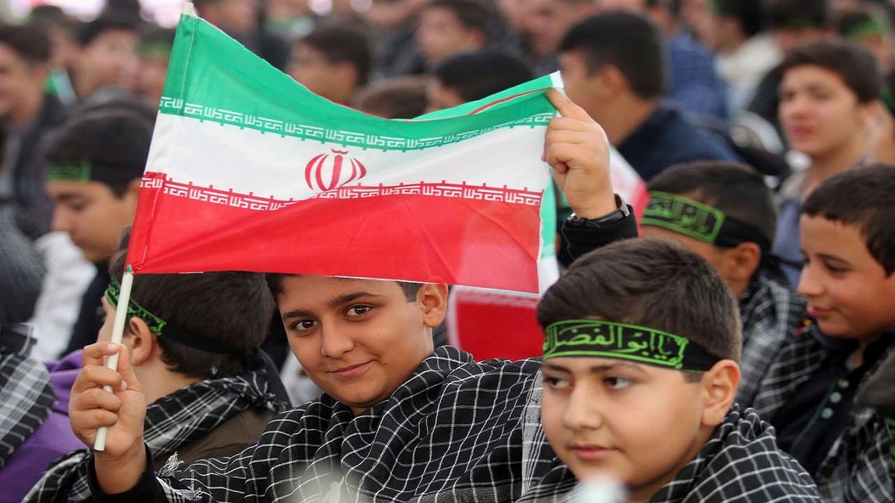 طرح استاندارد سازی مدارس شاهد در کشور اجرایی می شود
