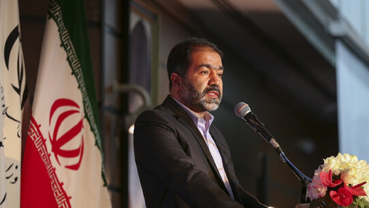 پرداختن به مقوله فرهنگ و پرورش کشور را از محرومیت نجات می دهد