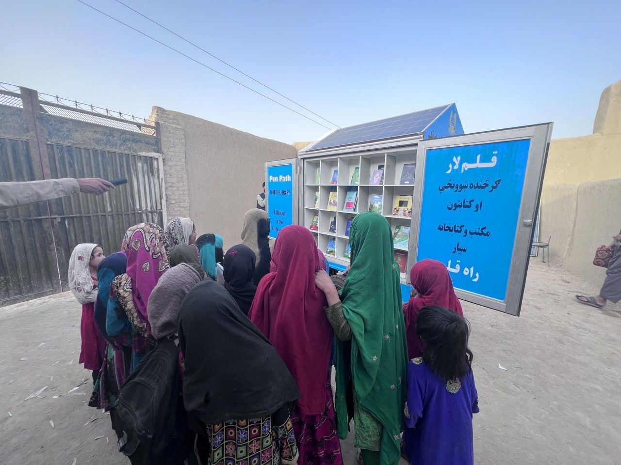 ایجاد مکاتب و کتاب&zwnj;خانه&zwnj;های سیار توسط نهاد &laquo;راه&zwnj; قلم&raquo; در قندهار