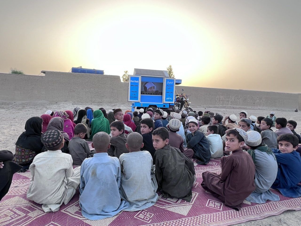 ایجاد مکاتب و کتاب&zwnj;خانه&zwnj;های سیار توسط نهاد &laquo;راه&zwnj; قلم&raquo; در قندهار