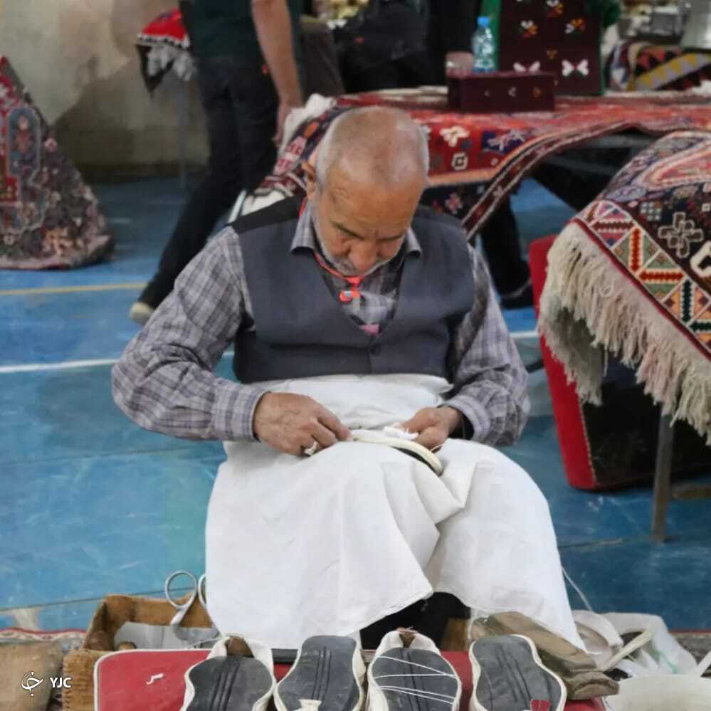 گیوه دوزی