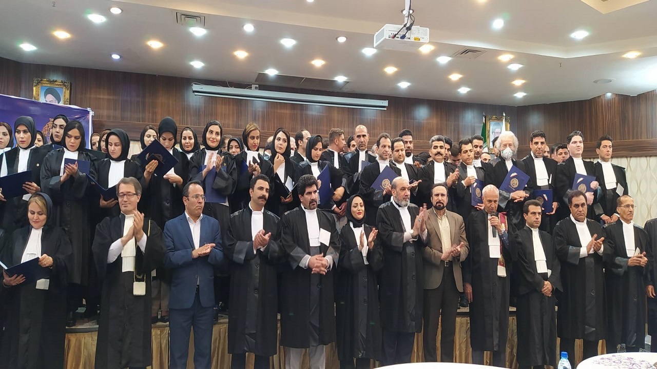 برگزاری مراسم تحلیف ۷۲ کارآموز کانون وکلای دادگستری کرمانشاه