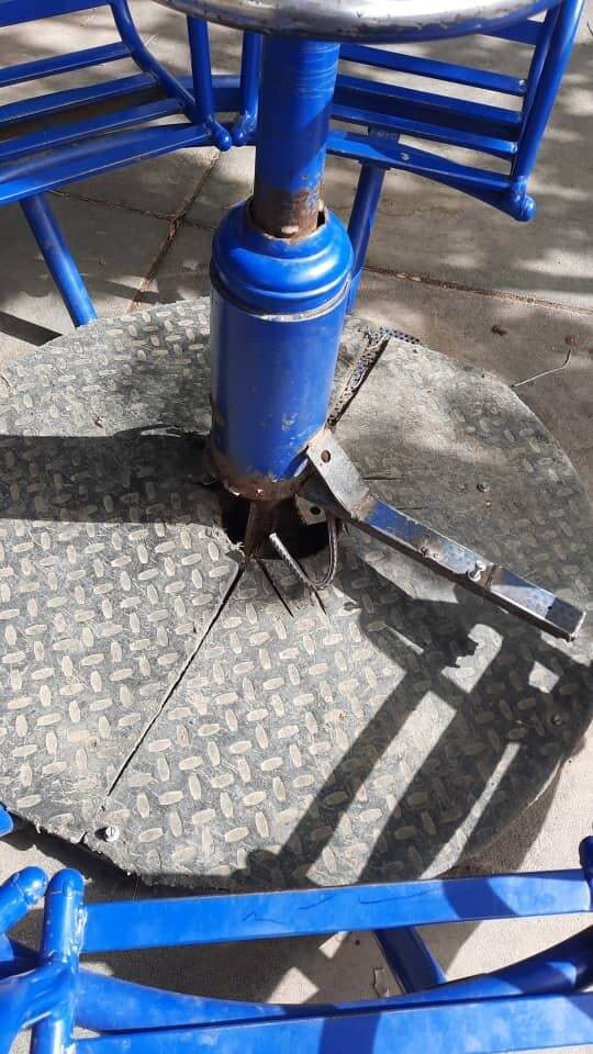از