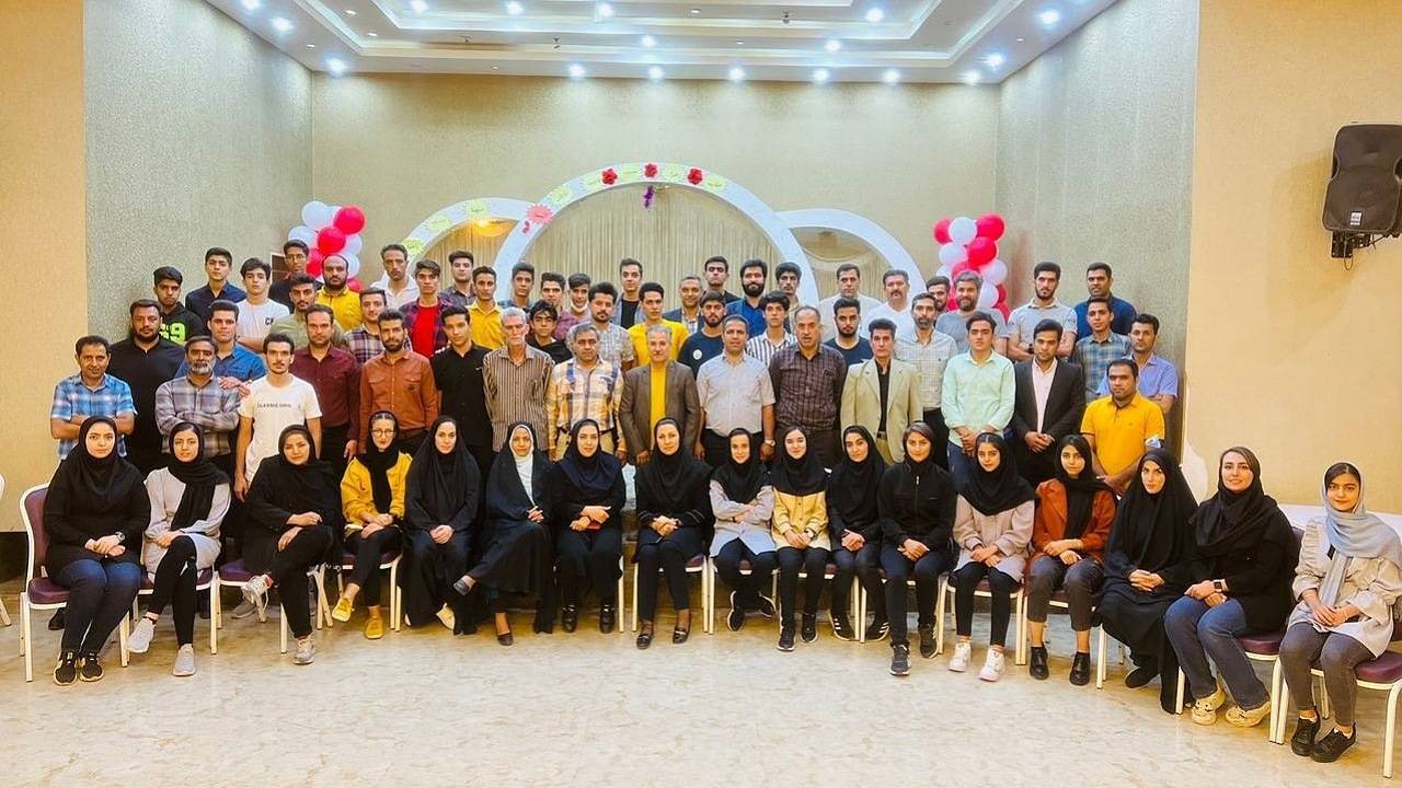 برگزاری همایش داوران فوتبال و فوتسال در زرند