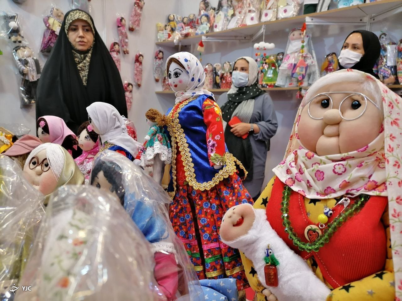 ///////////////////////از عروسک&zwnj;هایی با نماد استکبارستیزی تا علم آموزی با بازی در چندمین نمایشگاه اسباب&zwnj;بازی