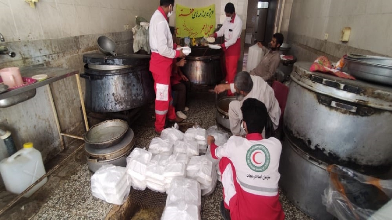 ۷۰۵ بسته غذایی بین نیازمندان سیستان و بلوچستان توزیع شد