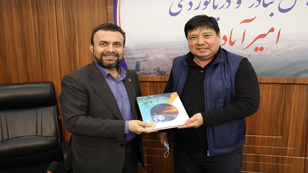 گسترش روابط تجاری بنادر قزاقستان با بندر امیرآباد