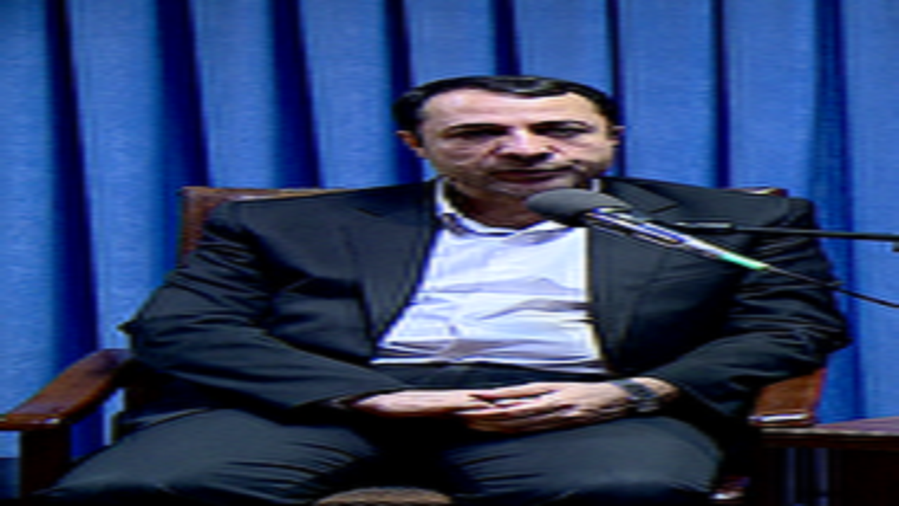 بازدید رییس کل بانک مرکزی از تراکتورسازی ایران