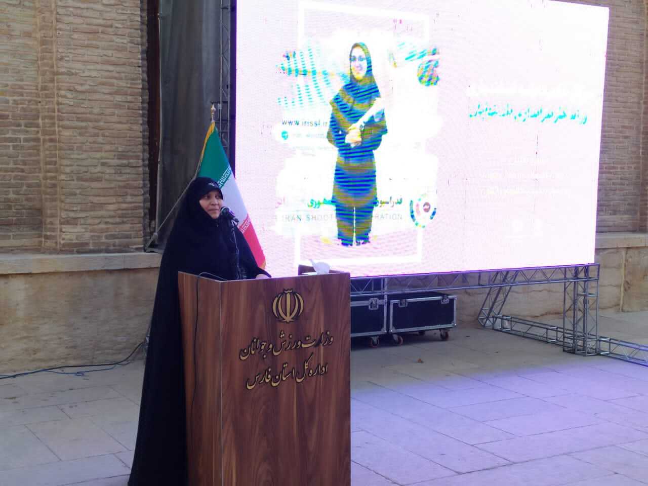 یکی از اولویت‌های وزارت ورزش و جوانان، ورزش بانوان است