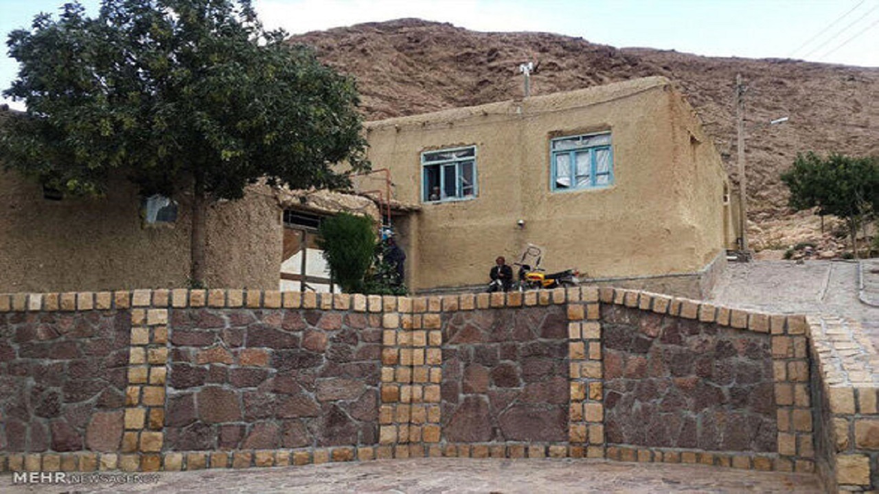 اجرای طرح توسعه پایدار منظومه روستایی در بروجن