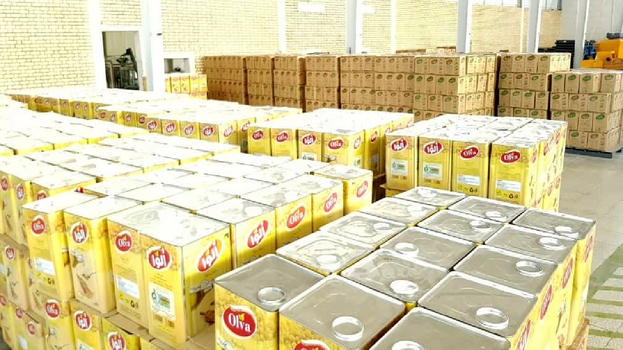پای روغن های احتکار شده به انبار خانگی باز شد