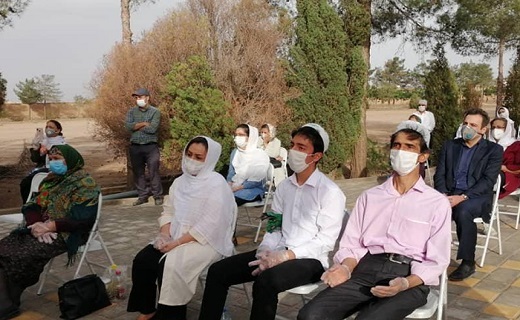 رسم زیبای هدیه دادن