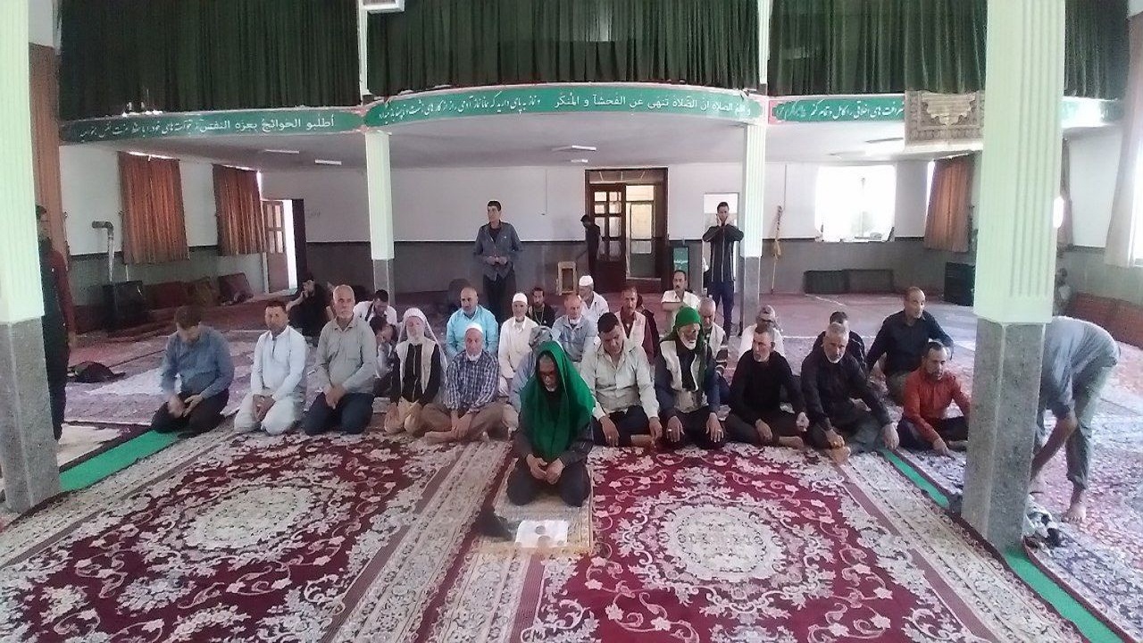 استقبال خیران صالح آباد از کاروان پیاده روی کربلا + تصاویر