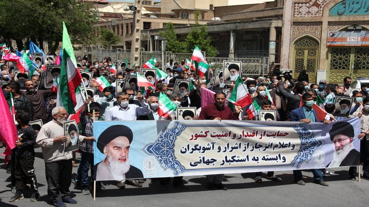 محکومیت اقدامات برخی از منافقان کوردل در بام ایران