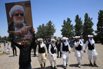 پیکر استاد برجسته موسیقی مقامی خراسان در خواف تشییع شد