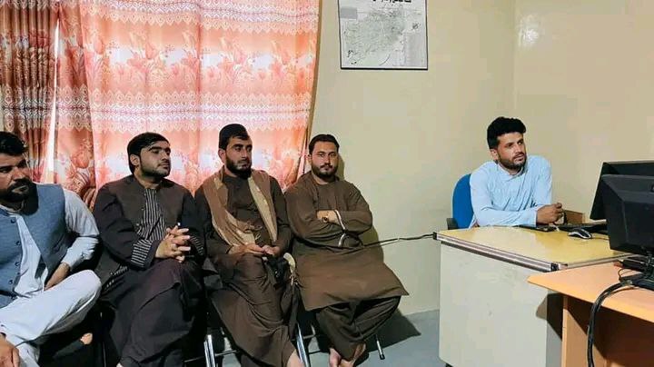 نگرانی خبرنگاران هلمند از غیرفعال شدن پی در پی رسانه ها