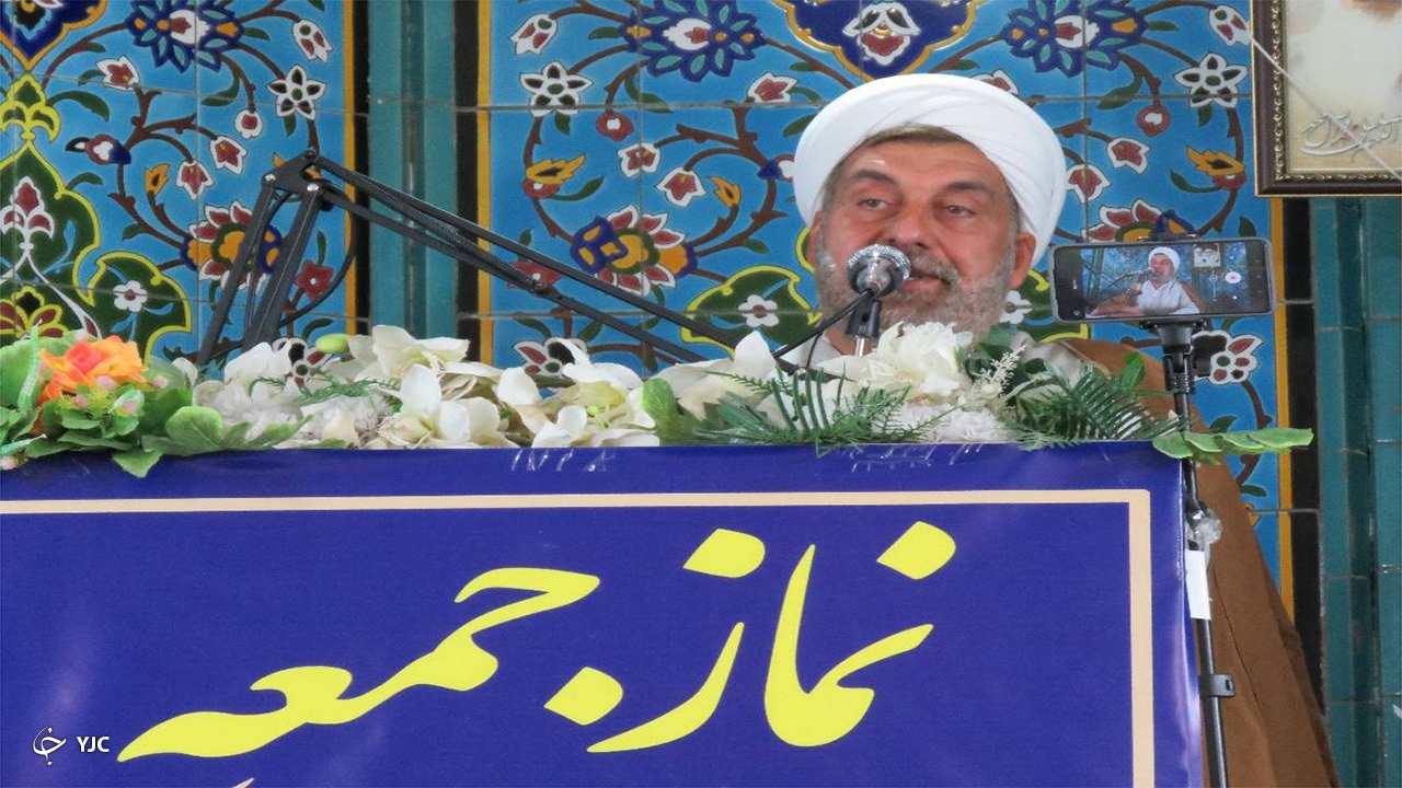 دشمنان برای دور کردن مردم از نظام با همه ابزار وارد میدان شده‌اند