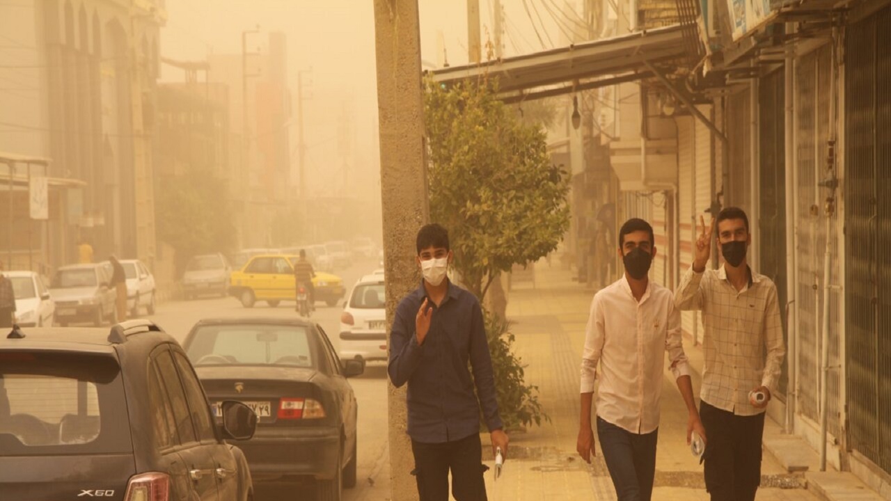 آلودگی هوا مدارس پنج شهرستان کرمانشاه را به تعطیلی کشاند