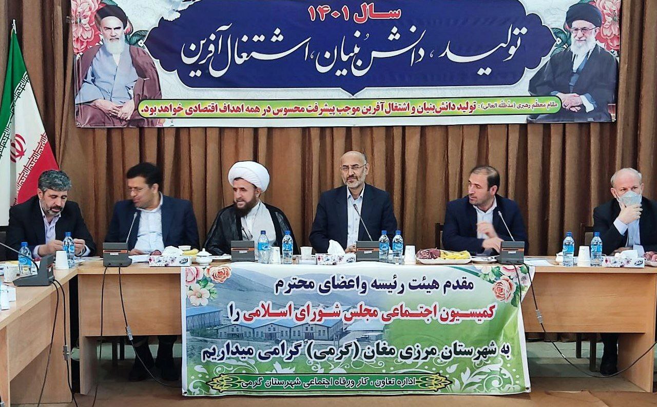 ساختار اداری و قوانین پیچیده مهم‌ترین مانع پیشرفت است