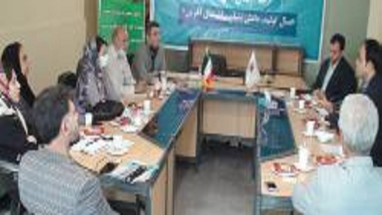 کمک به ایجاد کنسرسیوم صادراتی در حوزه صنایع غذایی