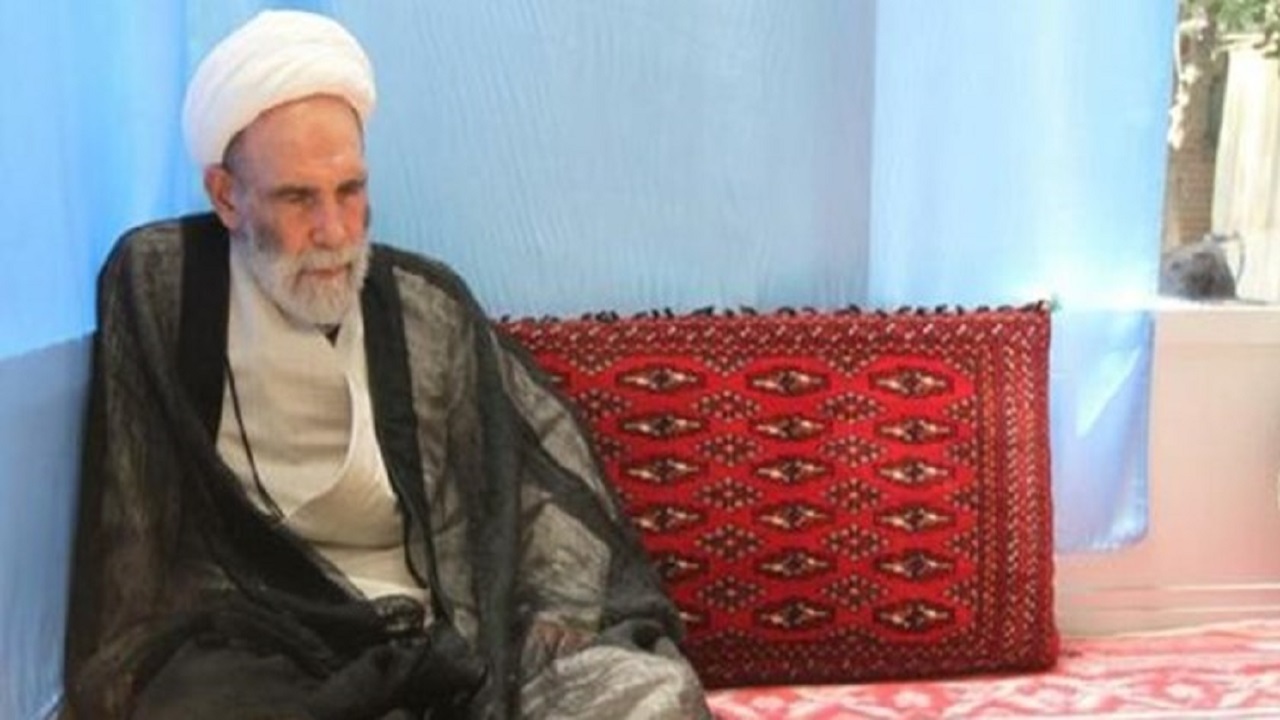 خدا از اول شب جمعه رمضان تا طلوع فجر پذیرای توبه بندگان است