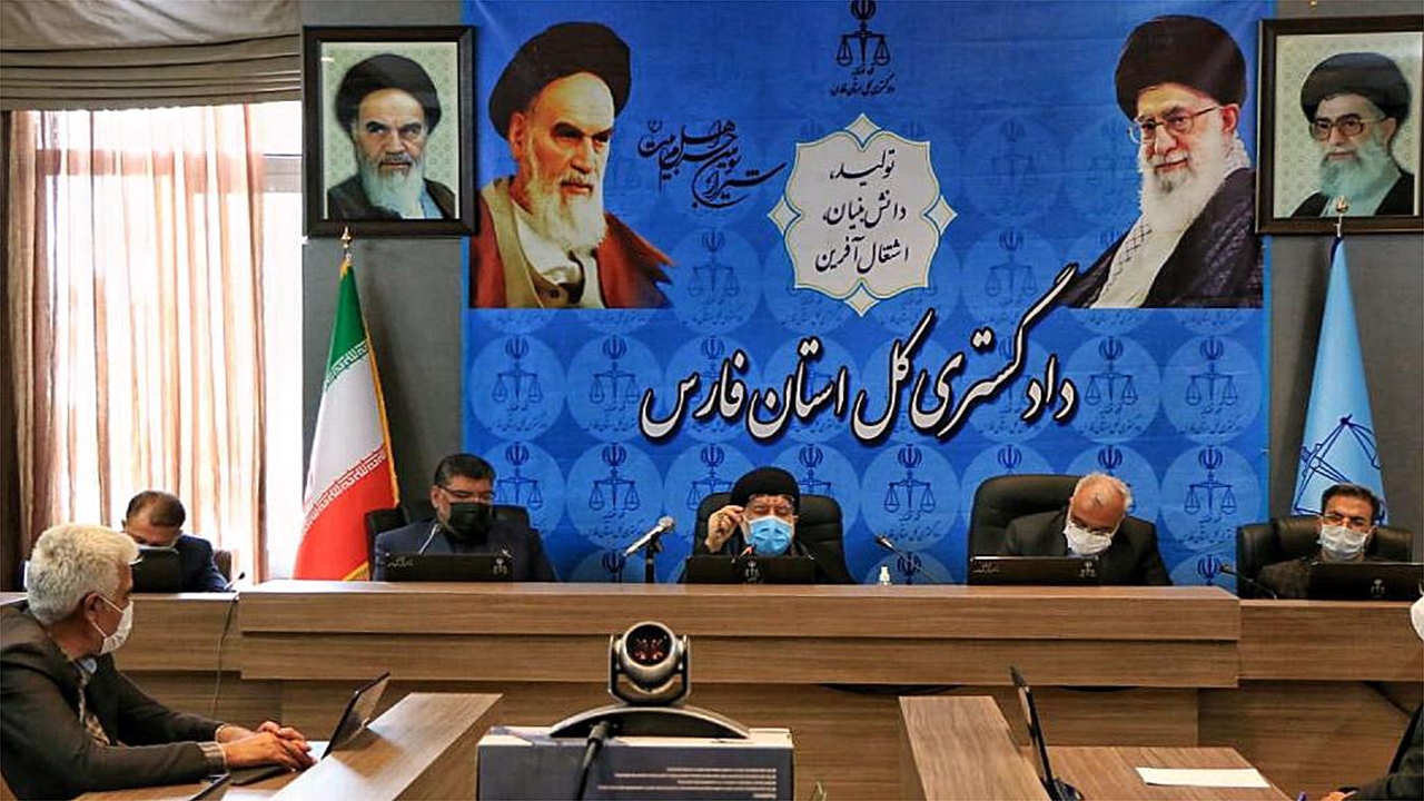 معرفی اعضا جدید هیات مدیره مرکز وکلا در فارس