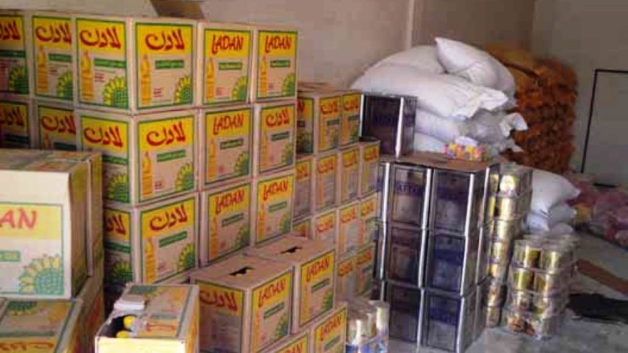 کشف بیش از سه تن روغن خوراکی احتکارشده در مشهد