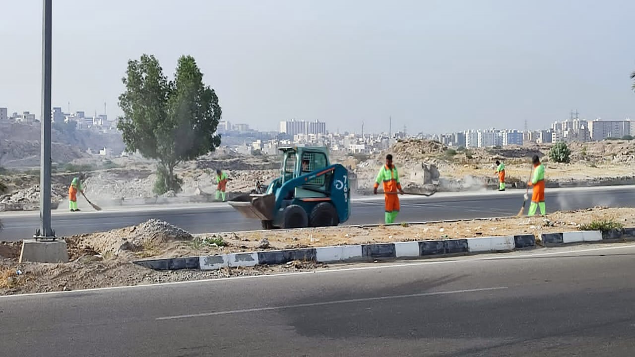 شهرک پیامبراعظم و بلوار شهید رجایی بندرعباس پاکسازی شد