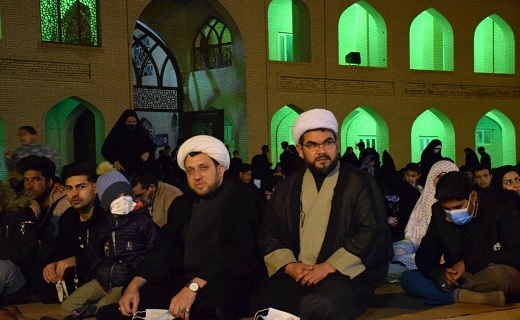 عزاداری مردم در سومین شب قدر